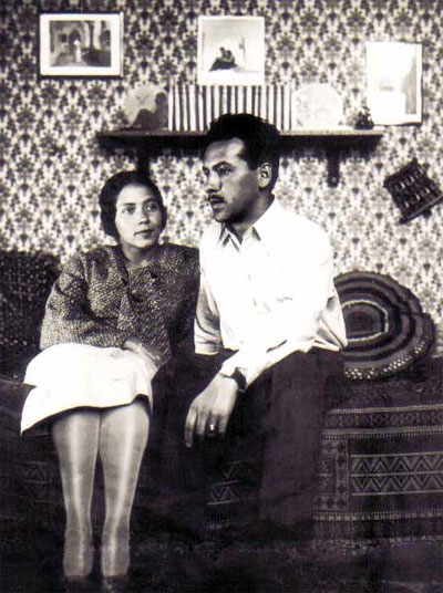 Olga y Humberto en su hogar, recién casados, 1933.