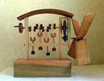MÁQUINAS CINÉTICAS DE MADERA