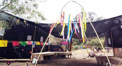 Lugar de reunión del grupo participante.