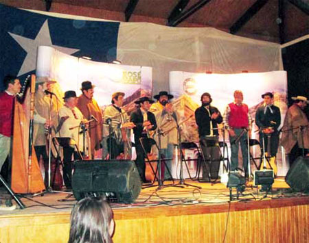 Encuentro Nacional de Payadores, Sal&oacute;n Cultural, Estaci&oacute;n de Ferrocarriles.